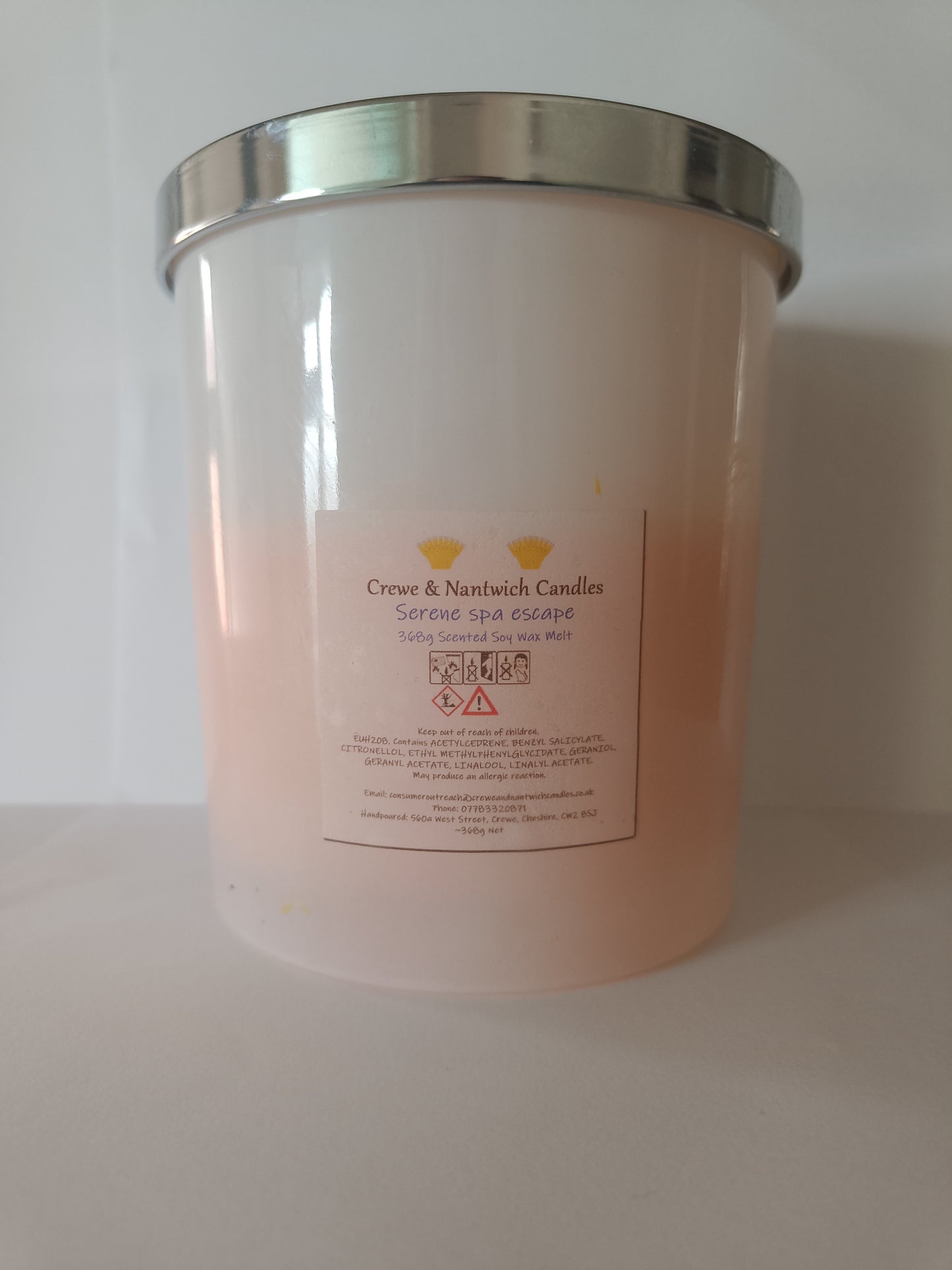 Serene spa escape - 368g scented soy candle