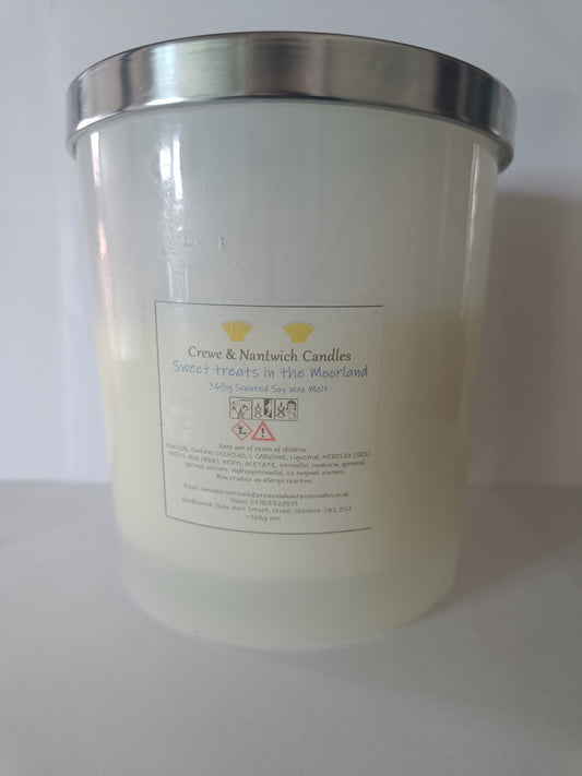 Sweet treats in the Moorland - 368g scented soy candle